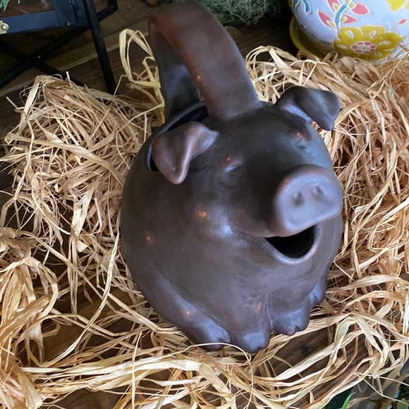 Pottery Barn Vintage Rustic Farmhouse Distressed Pig Pouring Pitcher 🐷 - Picture 3 of 17